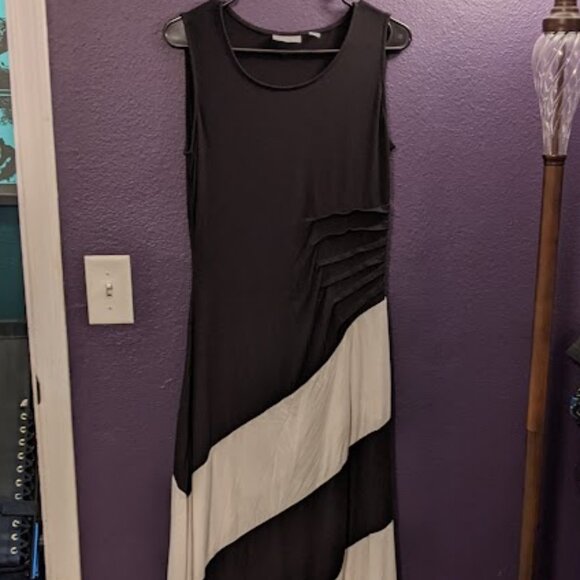 **New York and Co. Black and White Maxi Dress Size Medium - Picture 1 of 12